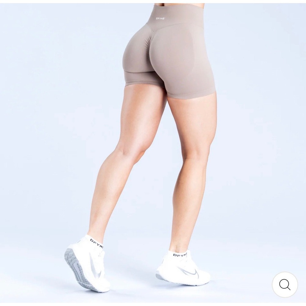 DFYNE‎ Seamless Scrunch Butt Workout Shorts Tan/Brown Sz XS